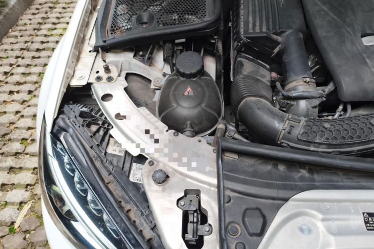 Used Mercedes-Benz C-Class 2018 C 200 L Sport Edition Engine Bay Right