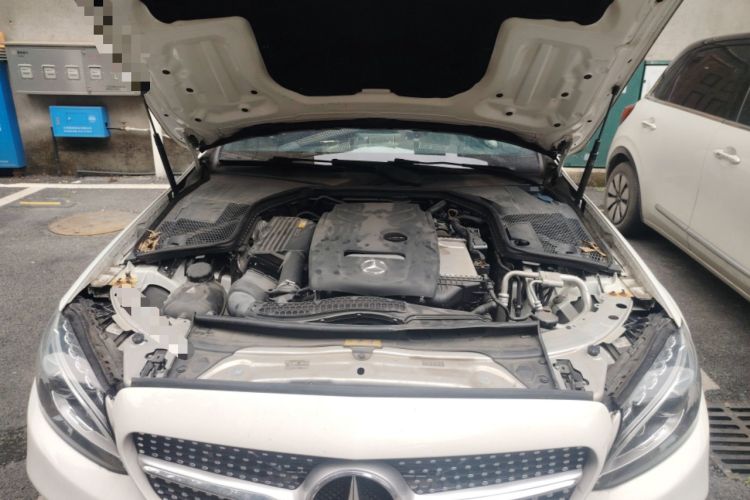 Used Mercedes-Benz C-Class 2018 C 200 Sport Edition Engine Bay