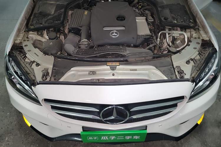 Used Mercedes-Benz C-Class 2018 C 200 Sport Edition Engine Bay