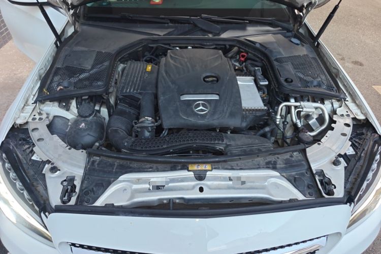 Used Mercedes-Benz C-Class 2018 C 180 L Fashion Edition Sport Version Engine Bay