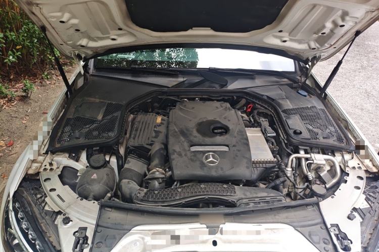 Used Mercedes-Benz C-Class 2018 C 180 L Fashion Edition Sport Version Engine Bay