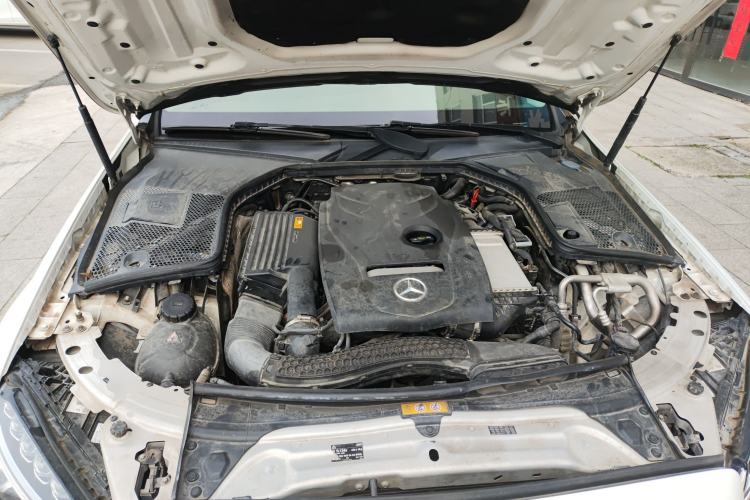 Used Mercedes-Benz C-Class 2018 C 180 L Fashion Edition Sport Version Engine Bay