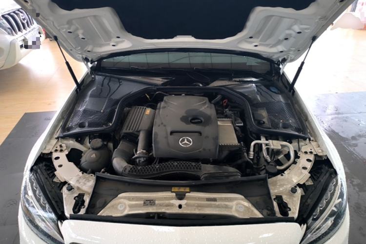 Used Mercedes-Benz C-Class 2018 C 180 L Fashion Edition Sport Version Engine Bay