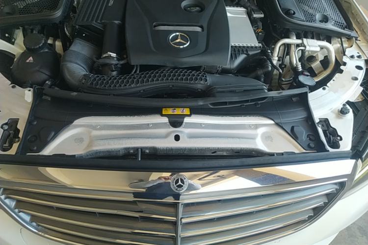 Used Mercedes-Benz C-Class 2018 C 200 L Engine Bay