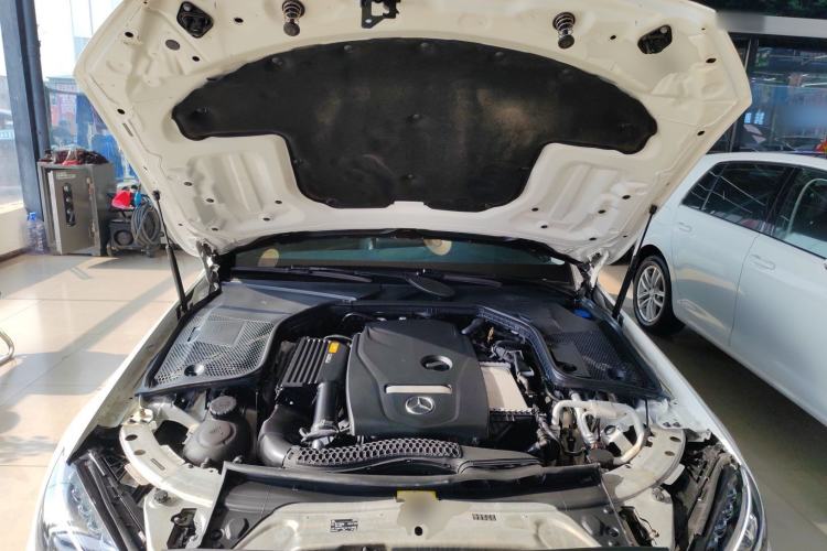 Used Mercedes-Benz C-Class 2018 C 200 L Sport Edition Engine Bay