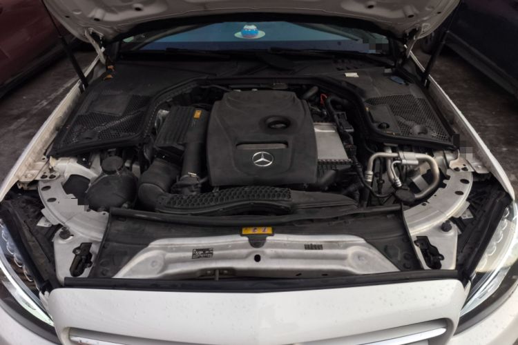 Used Mercedes-Benz C-Class 2018 C 180 L Fashion Edition Sport Version Engine Bay
