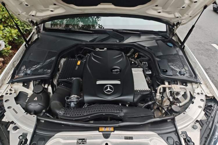 Used Mercedes-Benz C-Class 2018 C 200 L Sport Edition Engine Bay