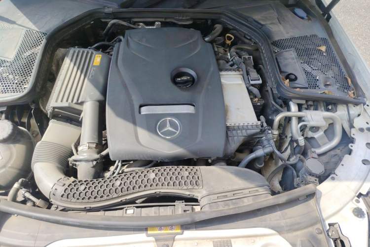 Used Mercedes-Benz C-Class 2018 C 200 L Sport Edition Engine Bay