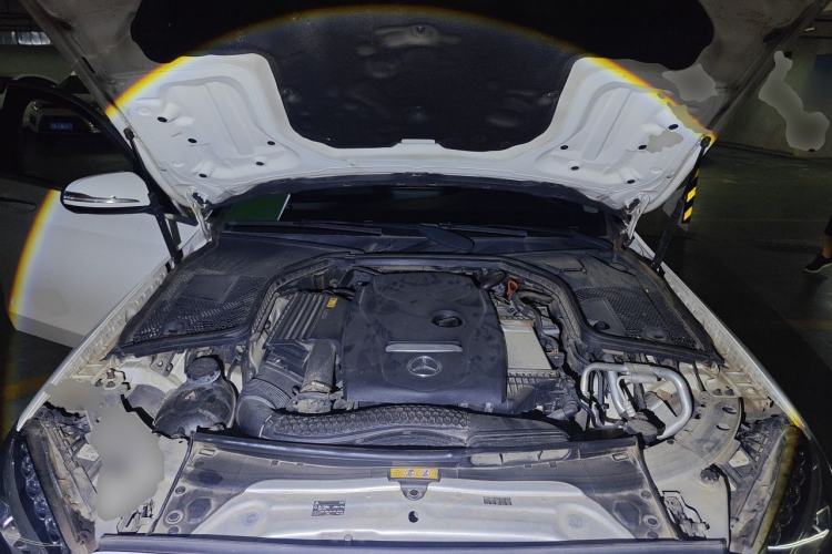 Used Mercedes-Benz C-Class 2018 C 180 L Fashion Edition Sport Version Engine Bay