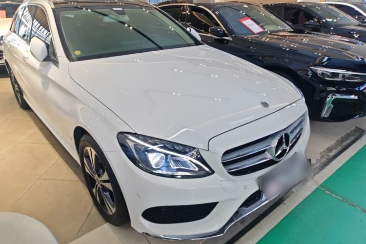 Used Mercedes-Benz C-Class 2018 C 180 station wagon Exterior 1