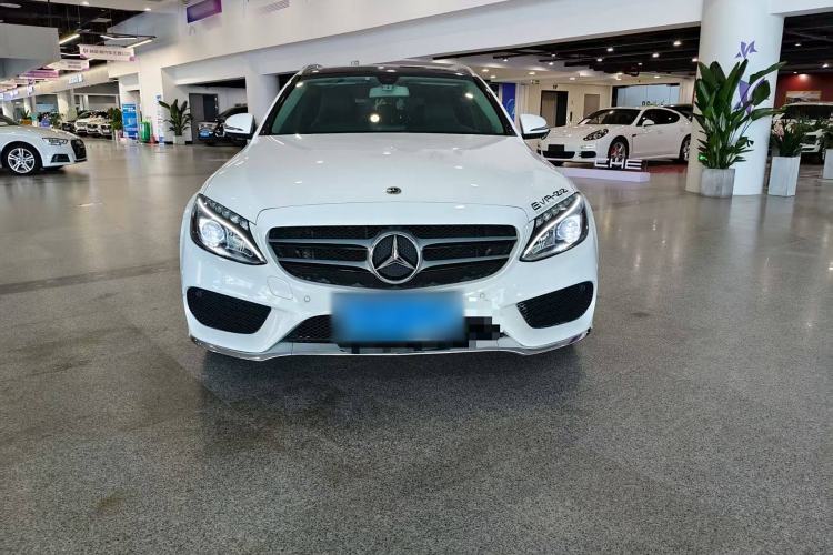 Used Mercedes-Benz C-Class 2018 C 200 Estate Exterior 1