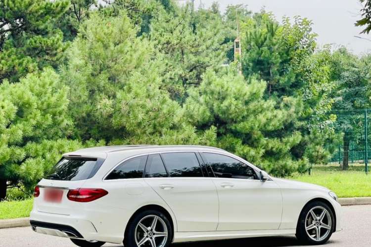 Used Mercedes-Benz C-Class 2018 C 200 Estate Exterior 1