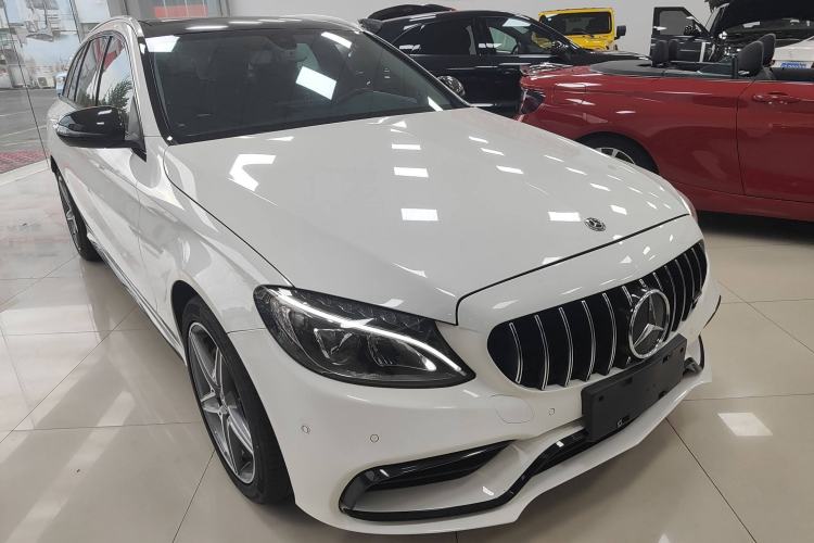 Used Mercedes-Benz C-Class 2018 C 200 Estate Exterior 1