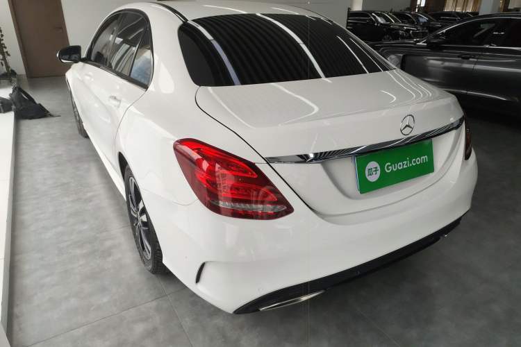 Used Mercedes-Benz C-Class 2018 C 200 Sport Edition Exterior 2
