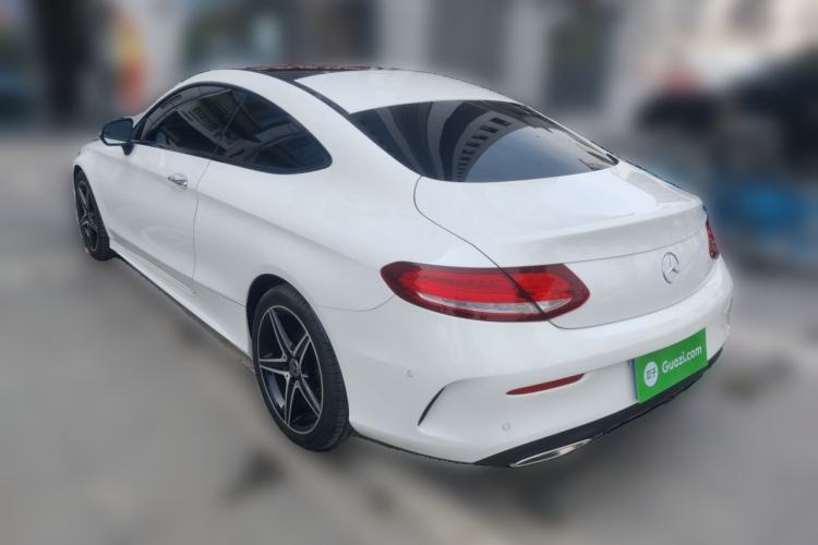 Used Mercedes-Benz C-Class 2018 C 200 Coupe Exterior 3
