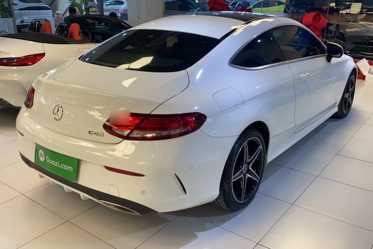 Used Mercedes-Benz C-Class 2018 C 200 Coupe Exterior 3