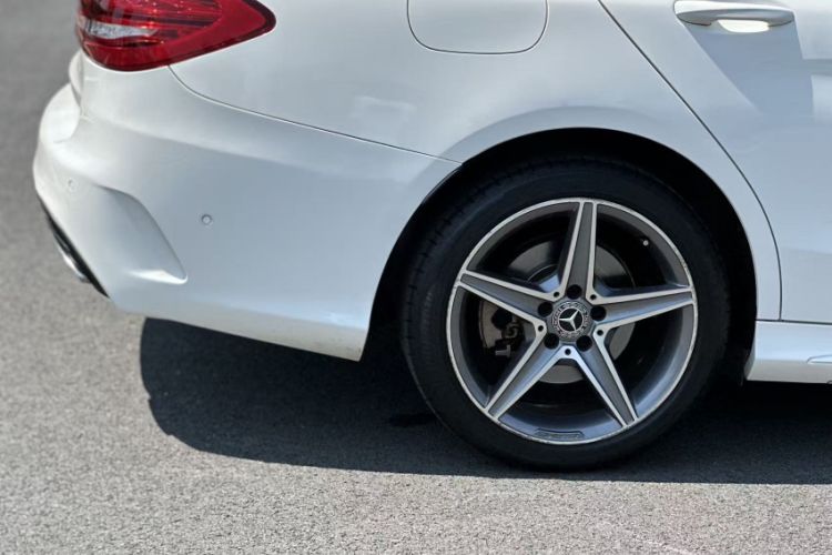 Used Mercedes-Benz C-Class 2018 C 200 Estate Exterior 3