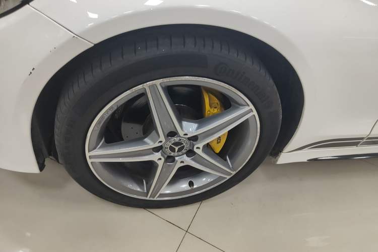 Used Mercedes-Benz C-Class 2018 C 200 Estate Exterior 3