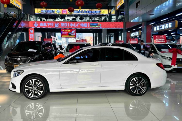 Used Mercedes-Benz C-Class 2018 C 200 Sport Edition Exterior 3