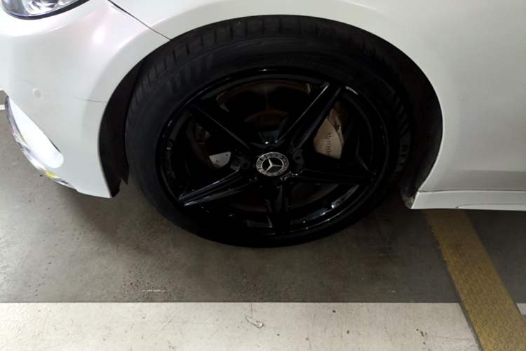 Used Mercedes-Benz C-Class 2018 C 200 Coupe Exterior 4