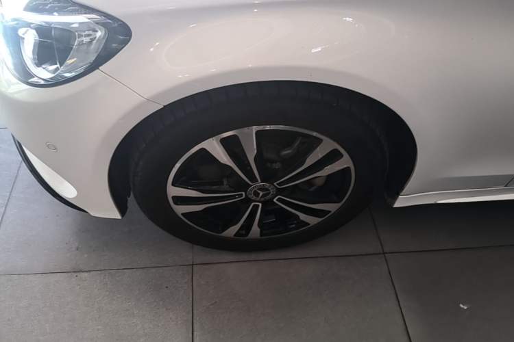 Used Mercedes-Benz C-Class 2018 C 200 Sport Edition Exterior 4
