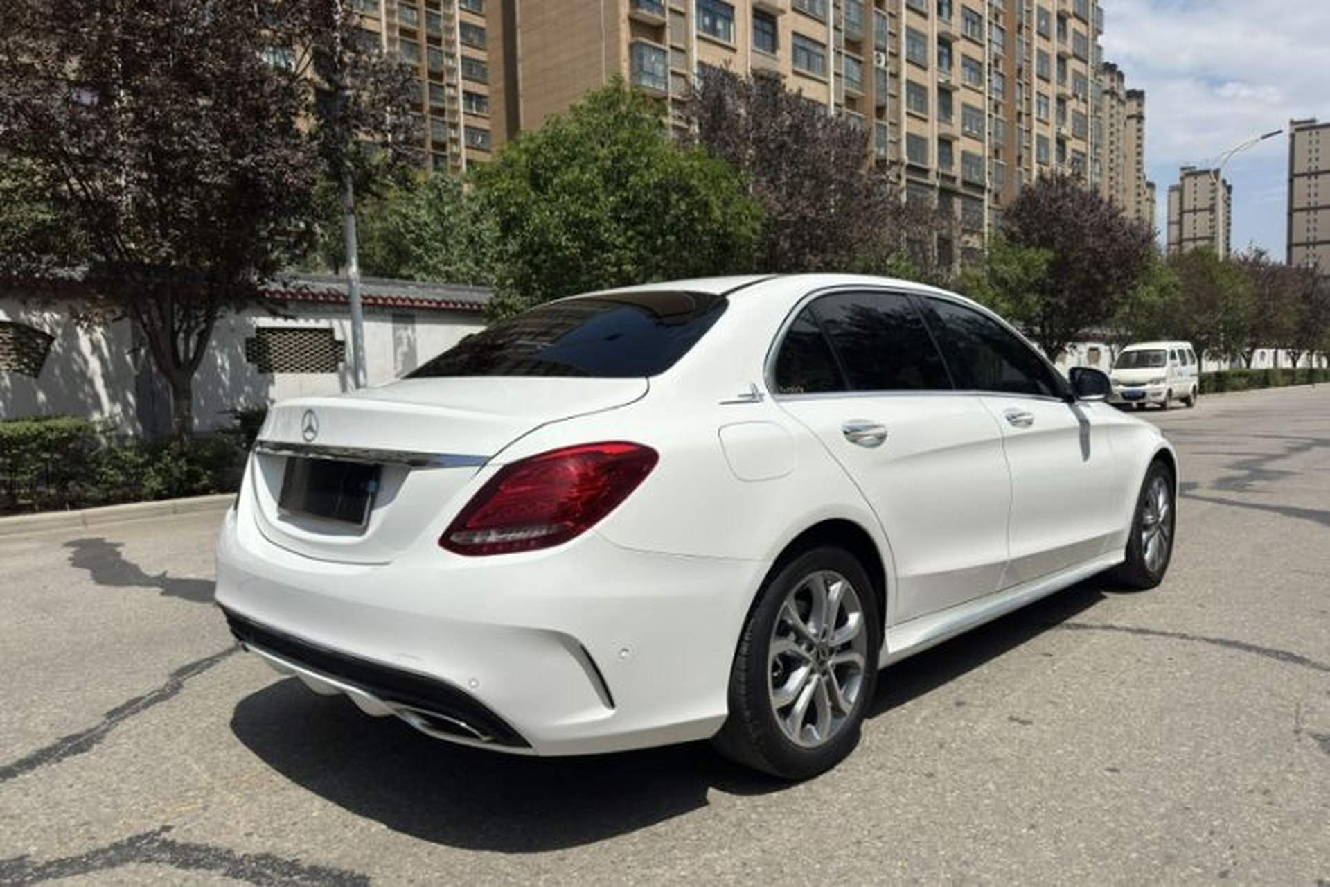 Used Mercedes-Benz C-Class 2018 C 180 L Fashion Edition Sport Version Exterior 4