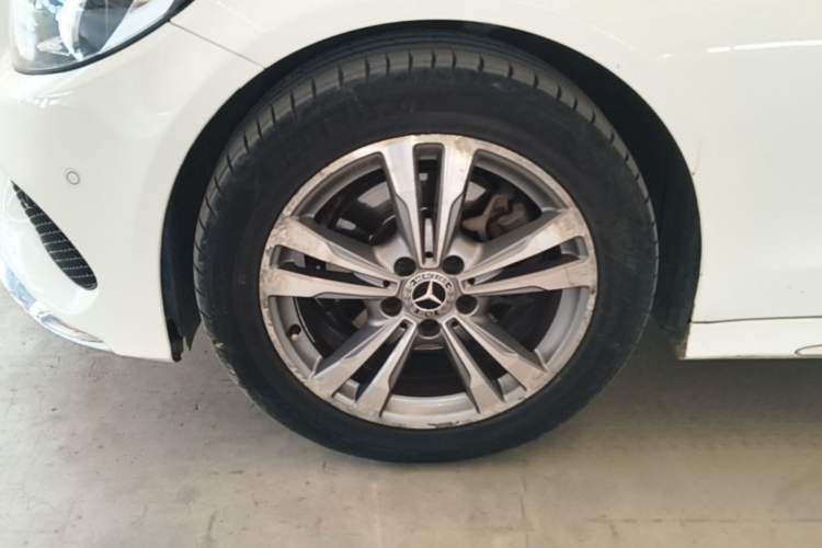 Used Mercedes-Benz C-Class 2018 C 200 L Sport Edition Exterior 4