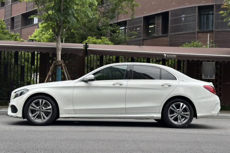 Used Mercedes-Benz C-Class 2018 C 200 L Sport Edition Exterior 4