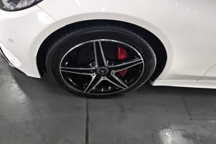 Used Mercedes-Benz C-Class 2018 C 200 Coupe Exterior 4