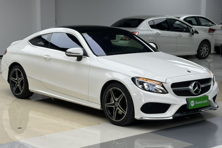 Used Mercedes-Benz C-Class 2018 C 200 Coupe Exterior 4