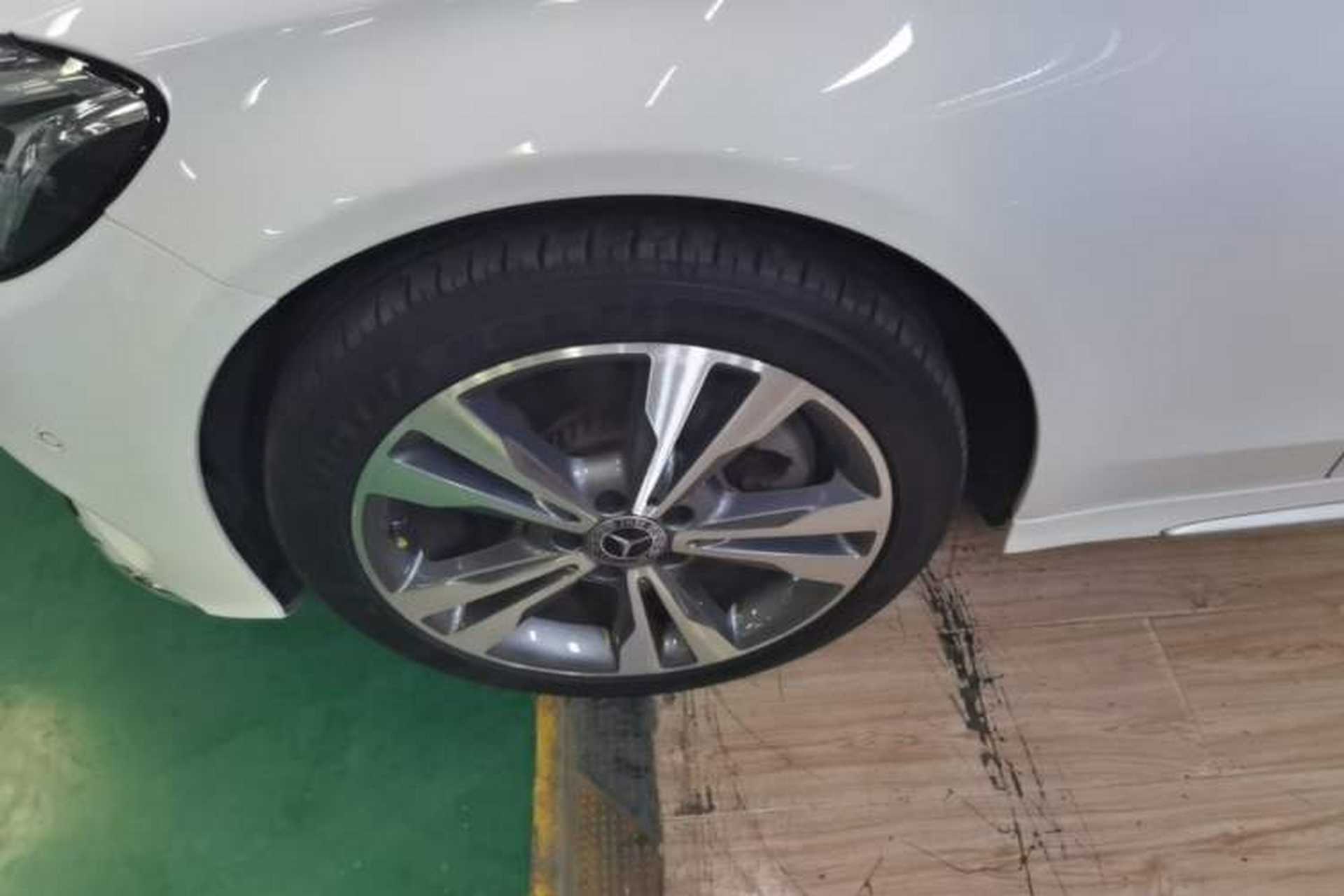 Used Mercedes-Benz C-Class 2018 C 200 L 4MATIC Sport Edition Exterior 4