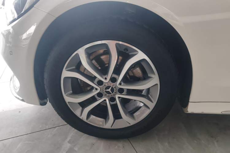 Used Mercedes-Benz C-Class 2018 C 180 L Fashion Edition Sport Version Exterior 4