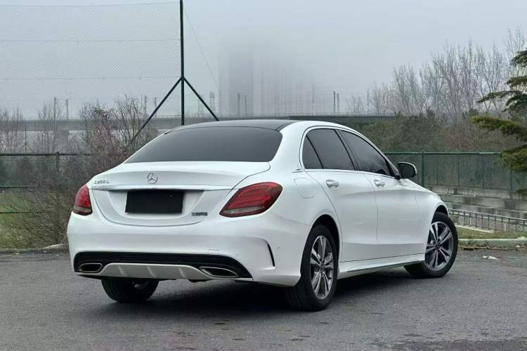 Used Mercedes-Benz C-Class 2018 C 200 L Sport Edition Exterior 4