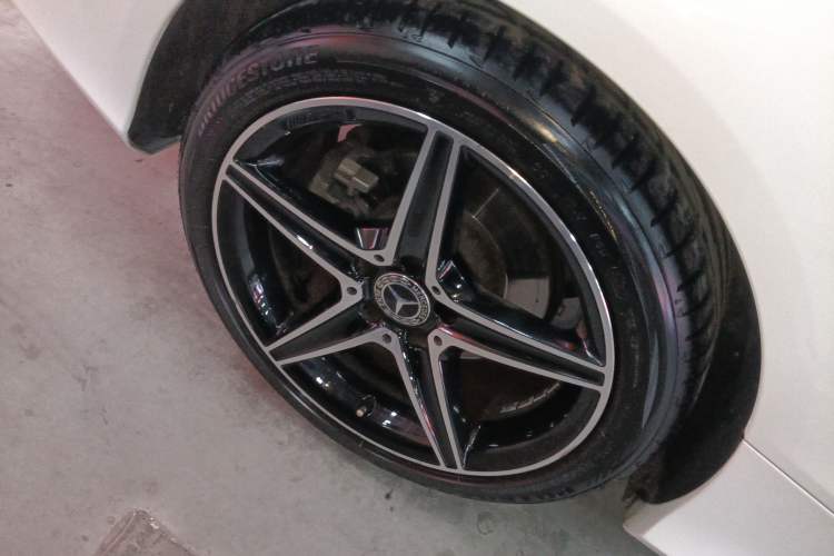 Used Mercedes-Benz C-Class 2018 C 200 Coupe Exterior 5