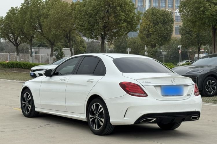 Used Mercedes-Benz C-Class 2018 C 200 Sport Edition Exterior 5