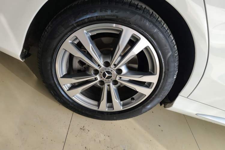 Used Mercedes-Benz C-Class 2018 C 200 L Sport Edition Exterior 5