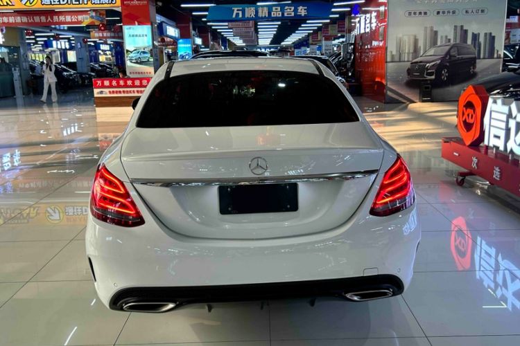Used Mercedes-Benz C-Class 2018 C 200 Sport Edition Exterior 5