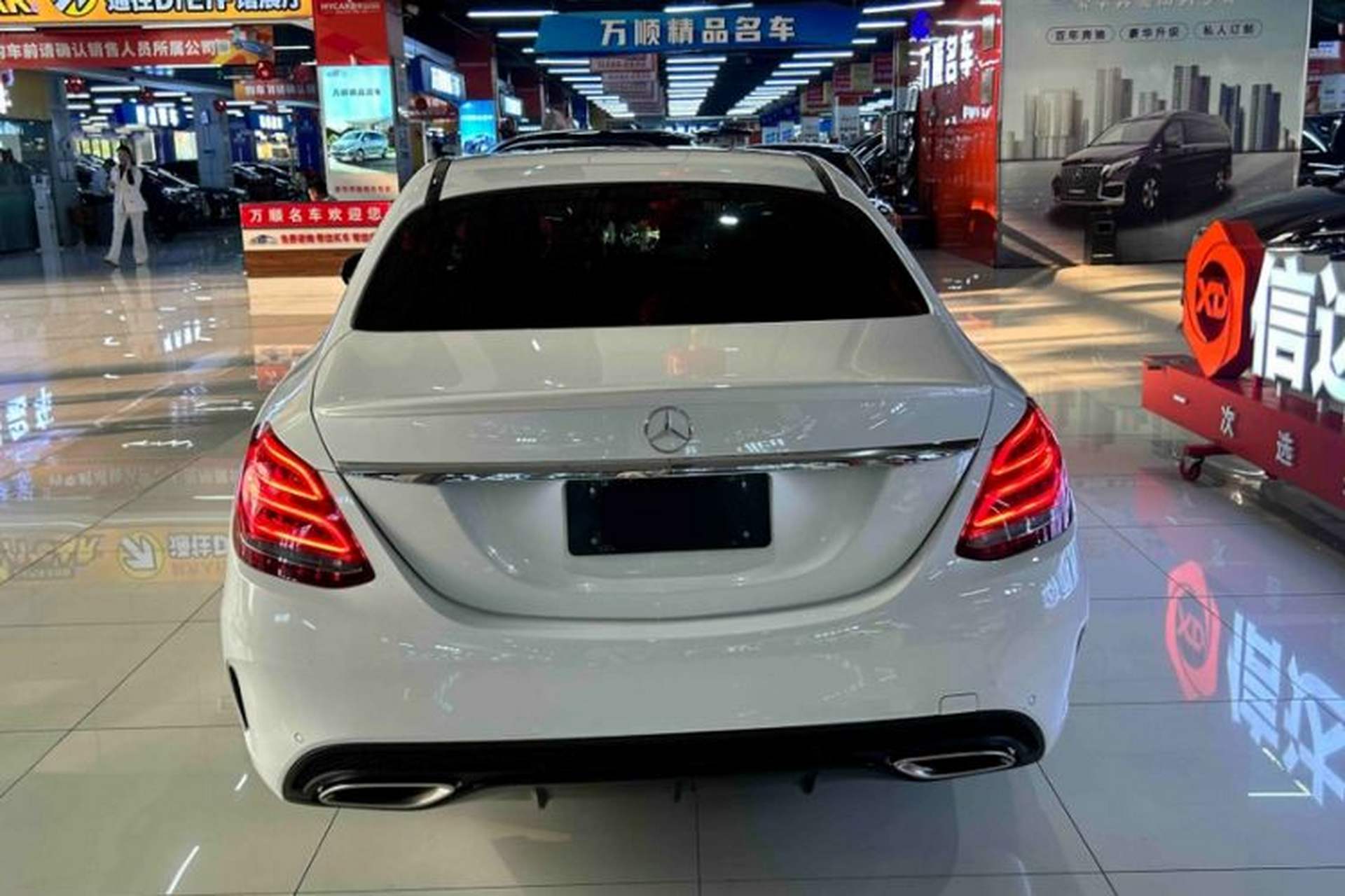 Used Mercedes-Benz C-Class 2018 C 200 Sport Edition Exterior 5