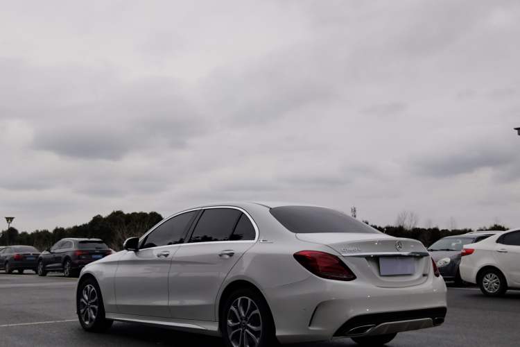 Used Mercedes-Benz C-Class 2018 C 180 L Fashion Edition Sport Version Exterior 6