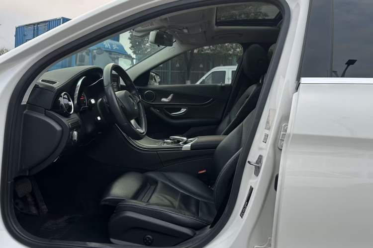 Used Mercedes-Benz C-Class 2018 C 180 L Fashion Edition Sport Version Exterior 7