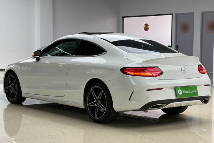 Used Mercedes-Benz C-Class 2018 C 200 Coupe Exterior 7