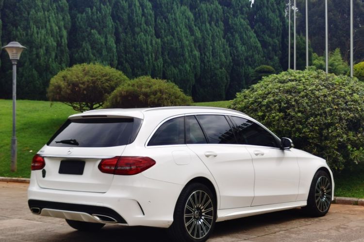 Used Mercedes-Benz C-Class 2018 C 200 Estate Exterior 7