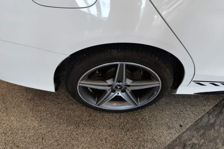 Used Mercedes-Benz C-Class 2018 C 200 Estate Exterior 8