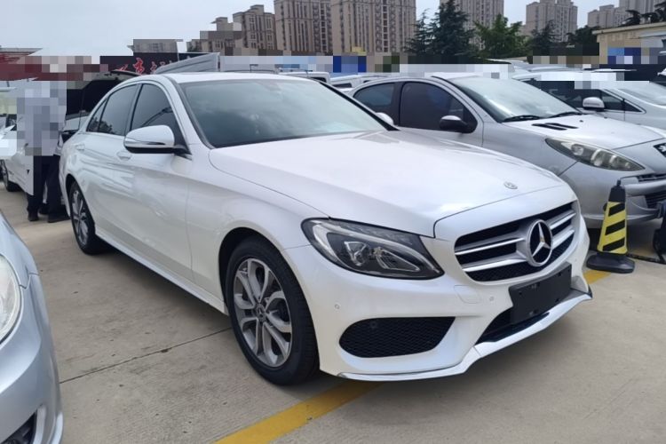 Used Mercedes-Benz C-Class 2018 C 180 L Fashion Edition Sport Version Front Right 45 Deg