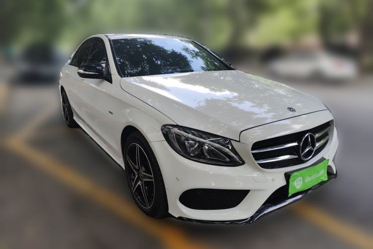 Used Mercedes-Benz C-Class 2018 C 200 Achievement Special Edition Front Right 45 Deg
