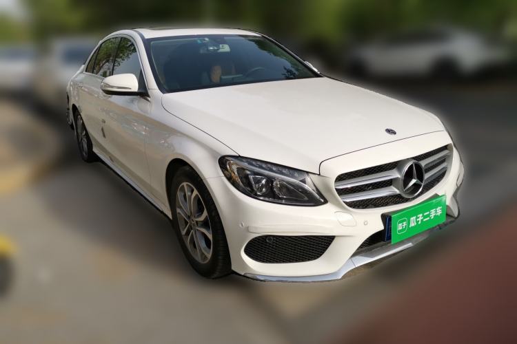 Used Mercedes-Benz C-Class 2018 C 180 L Fashion Edition Sport Version Front Right 45 Deg