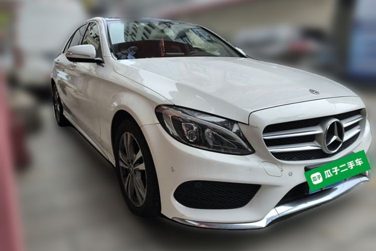 Used Mercedes-Benz C-Class 2018 C 200 L Front Right 45 Deg