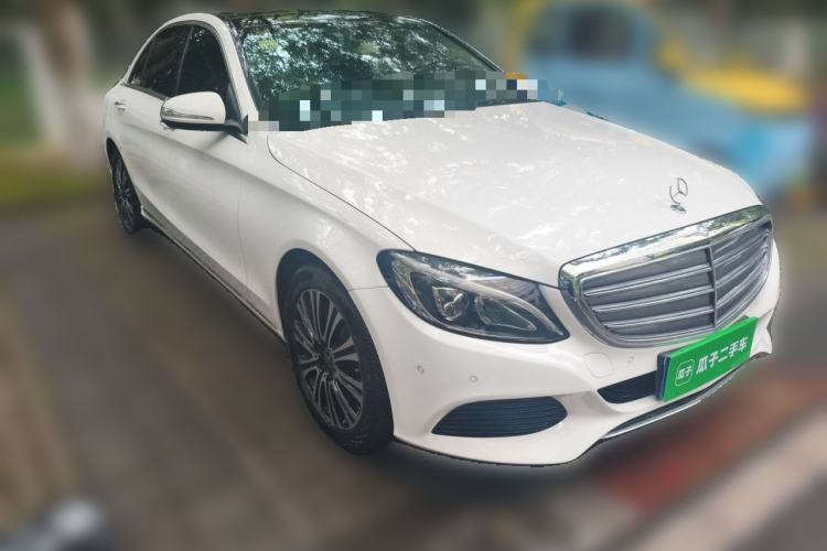 Used Mercedes-Benz C-Class 2018 C 200 L Front Right 45 Deg