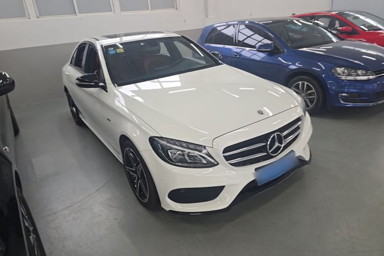 Used Mercedes-Benz C-Class 2018 C 200 Achievement Special Edition Front Right 45 Deg