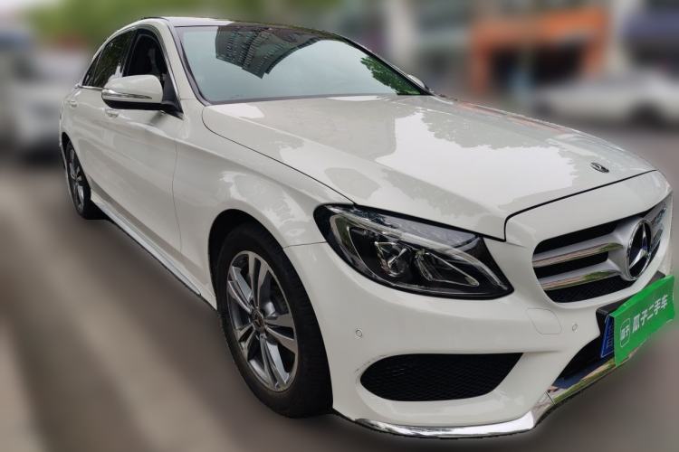 Used Mercedes-Benz C-Class 2018 C 200 L Sport Edition Front Right 45 Deg